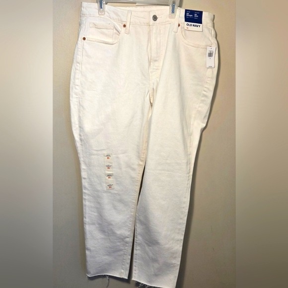 ⭐️Old Navy O.G. White Straight Leg Jeans Size 12 - Picture 1 of 4